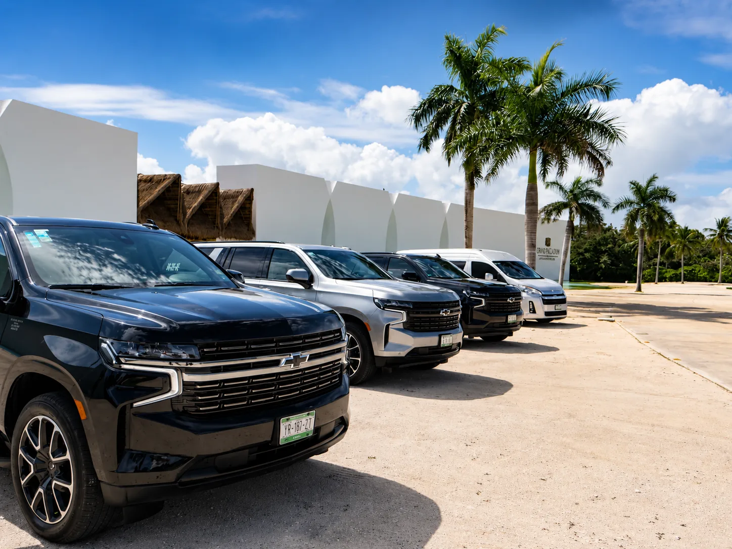 Blue Dreams private SUV and Van units for Los Cabos airport transfers